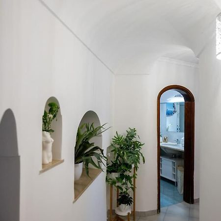 House On The Rock Apartment Positano Exterior photo